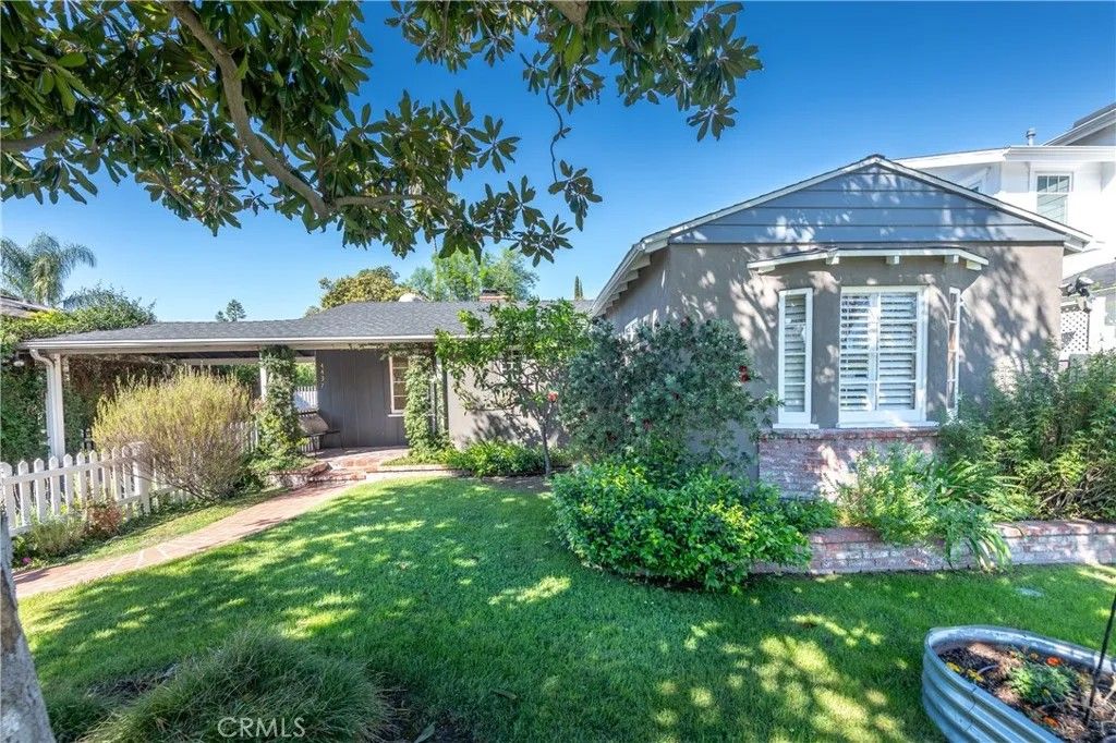 Photo of 4437 Farmdale Ave, Studio City, CA 91602 (MLS # SR26061907)