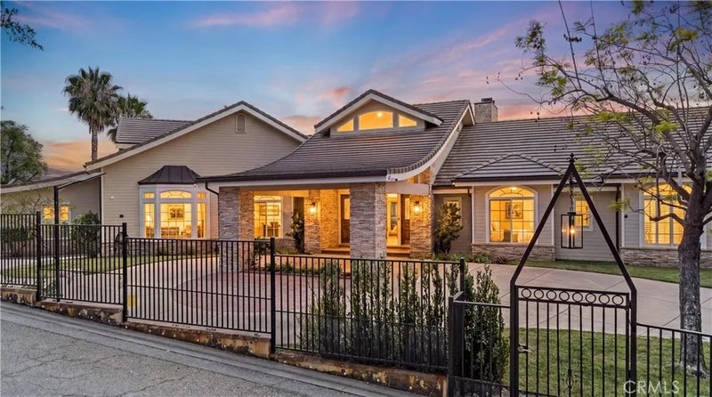 417 Long Canyon
