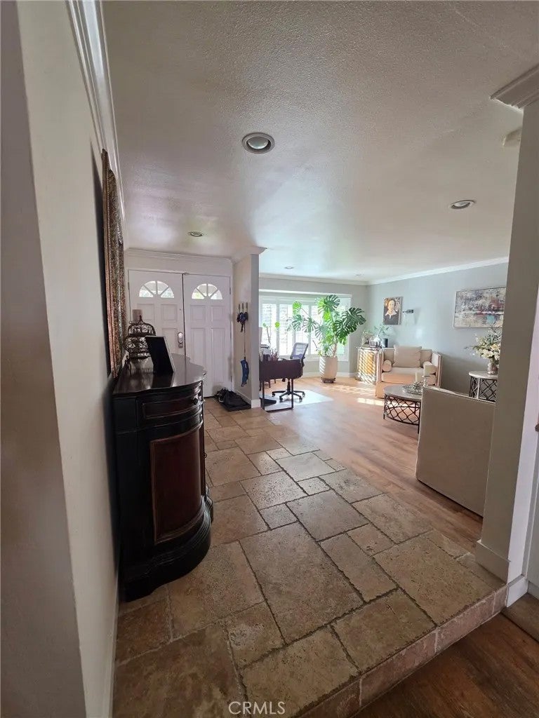 10432 Rexford Drive