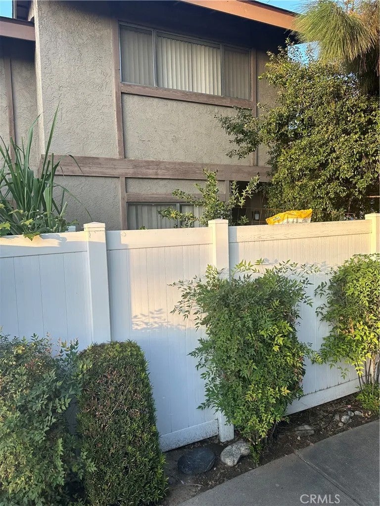 2447 Huntington
