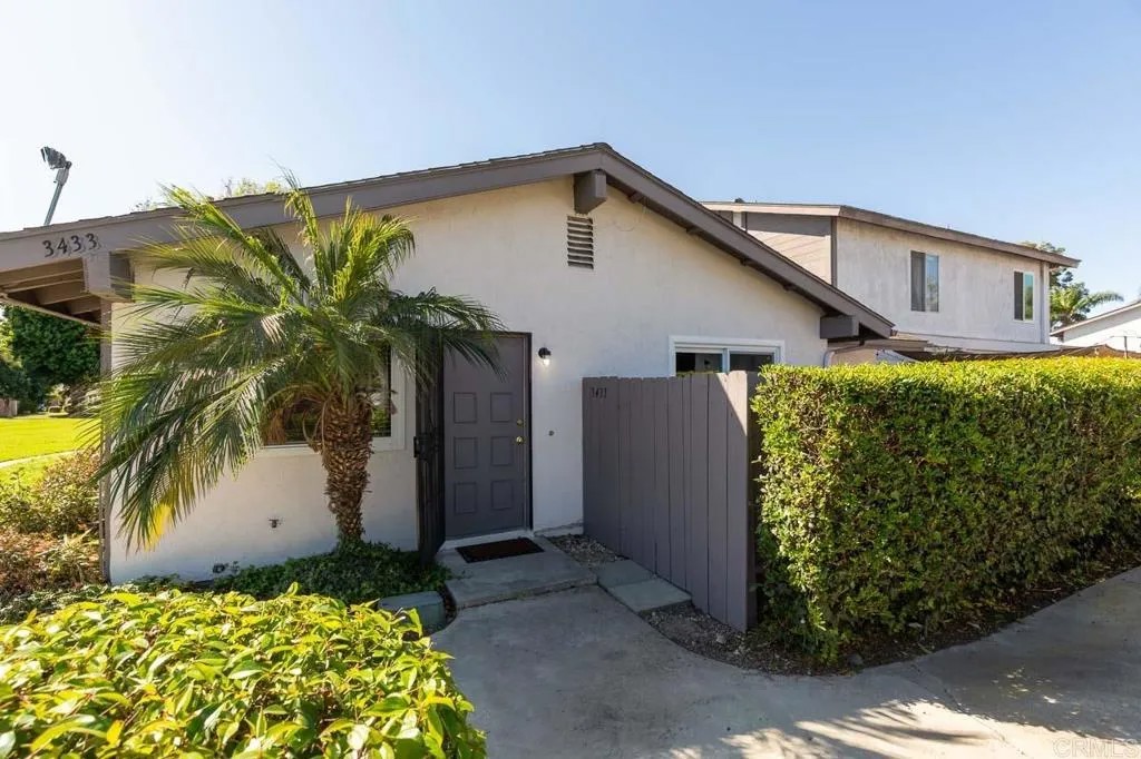 3433 Seabreeze Walk 3433