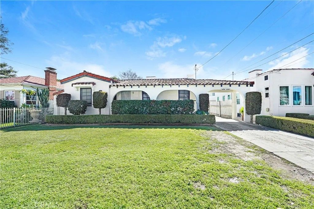 Photo of 3326 Broadway, Huntington Park, CA 90255 (MLS # RS26043168)