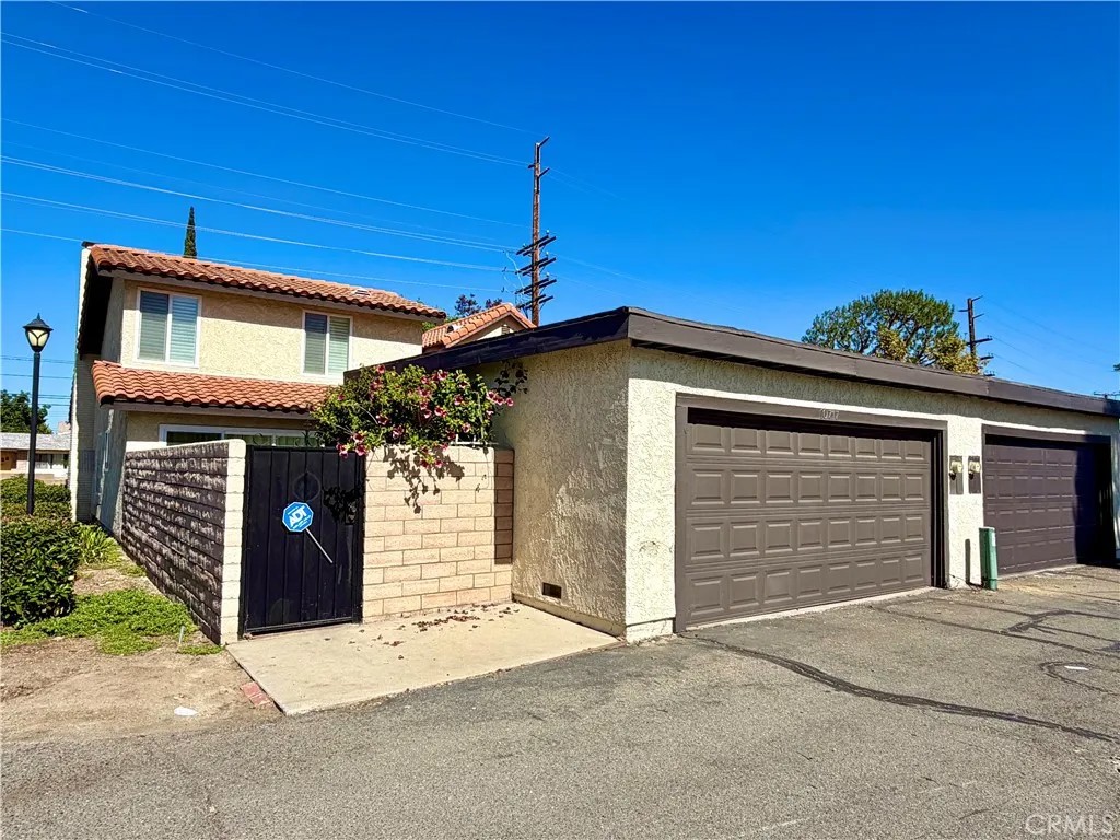 10717 Mountain View Avenue