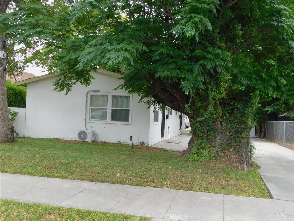 Photo of 820 E D Street, Ontario, CA 91764 (MLS # IV26089413)