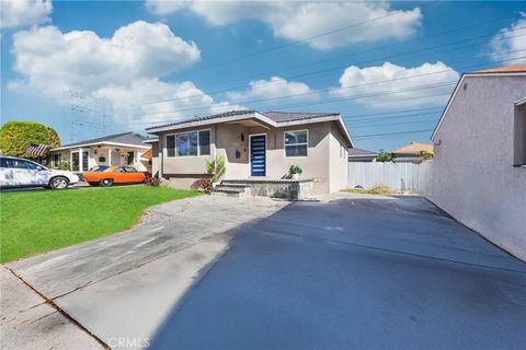 Tiny photo for 6053 Turnergrove Dr, Lakewood, CA 90713 (MLS # DW25247760)