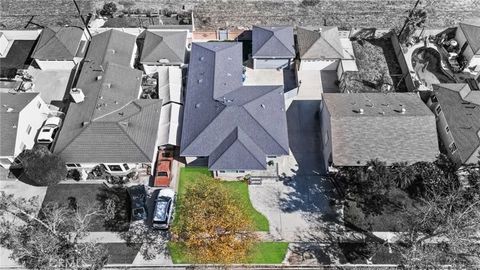 Tiny photo for 6053 Turnergrove Dr, Lakewood, CA 90713 (MLS # DW25247760)