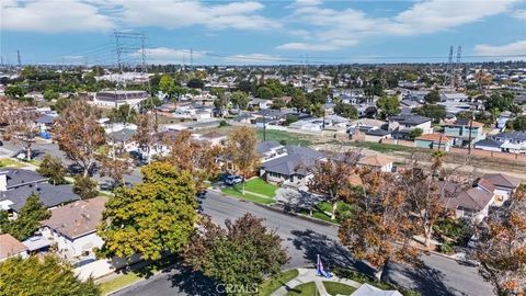Tiny photo for 6053 Turnergrove Dr, Lakewood, CA 90713 (MLS # DW25247760)