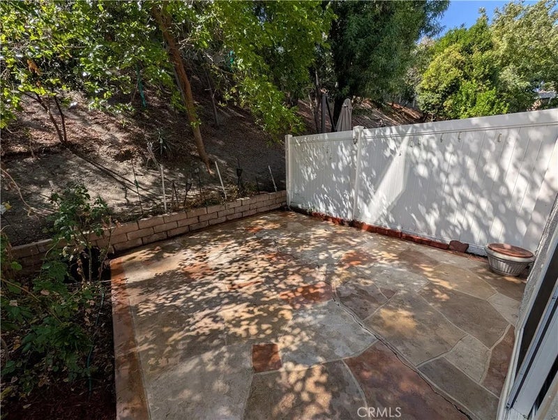 25255 Avenida Dorena