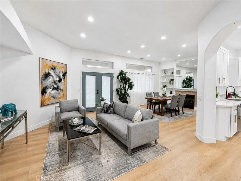 39832 De Vendome Court