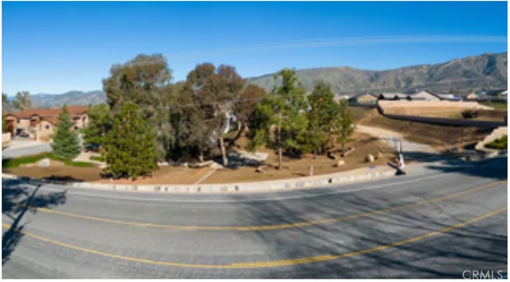 35892 Oak Glen