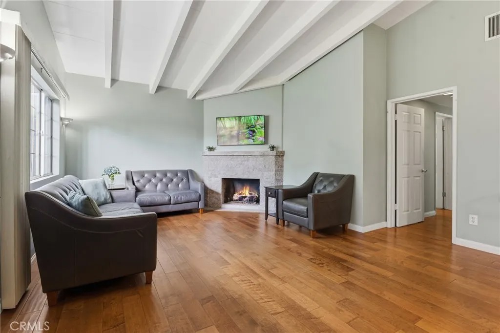 22616 Dolorosa Street