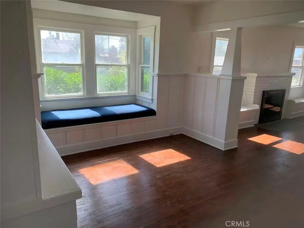 12201 Michigan