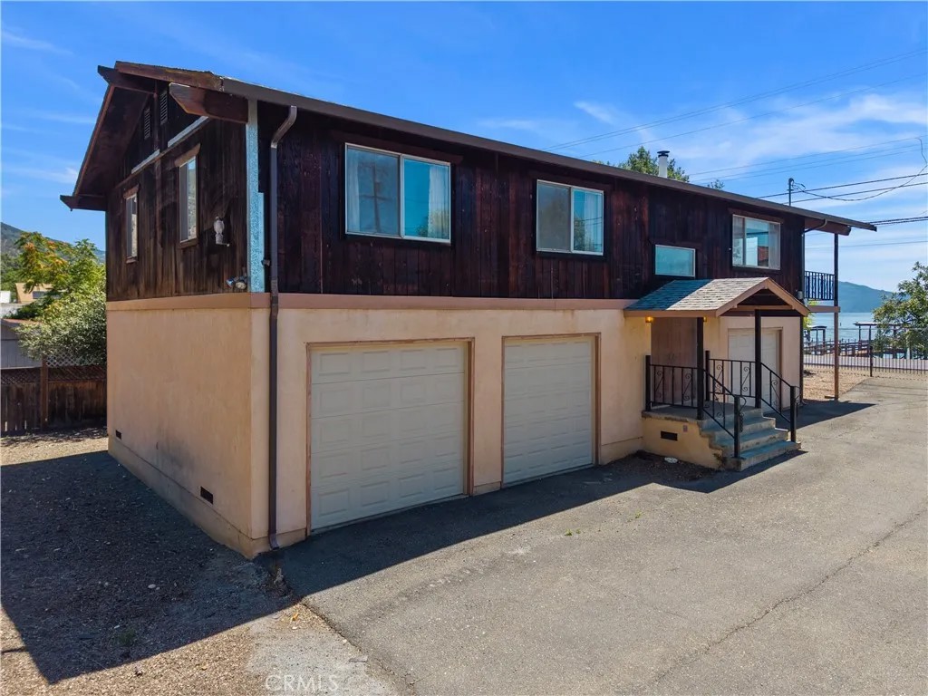 3155 E State Hwy 20