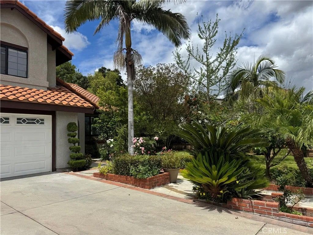 Photo of 15132 El Selinda DR, Hacienda Heights, CA 91745 (MLS # PW26097263)