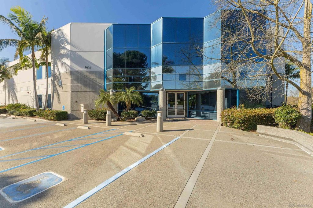 Photo of 5931 Darwin Court, Carlsbad, CA 92008 (MLS # 260003153)