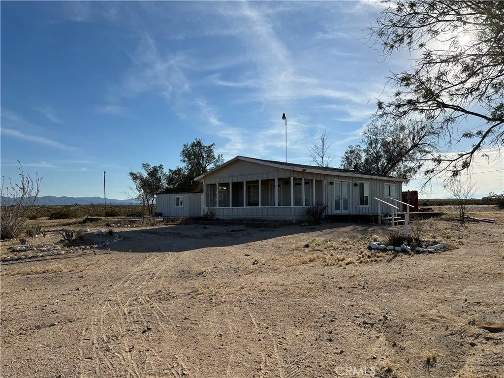 69561 Papoose Trail