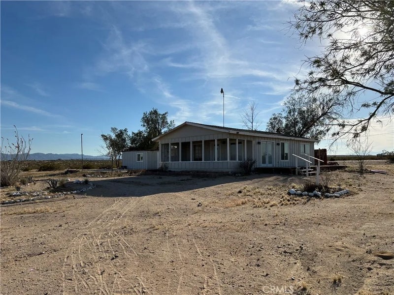 69561 Papoose Trail