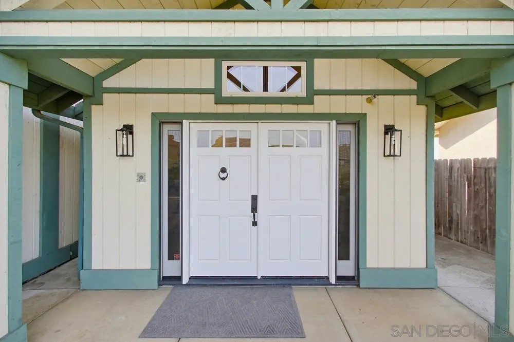 12835 Via Caballo Rojo