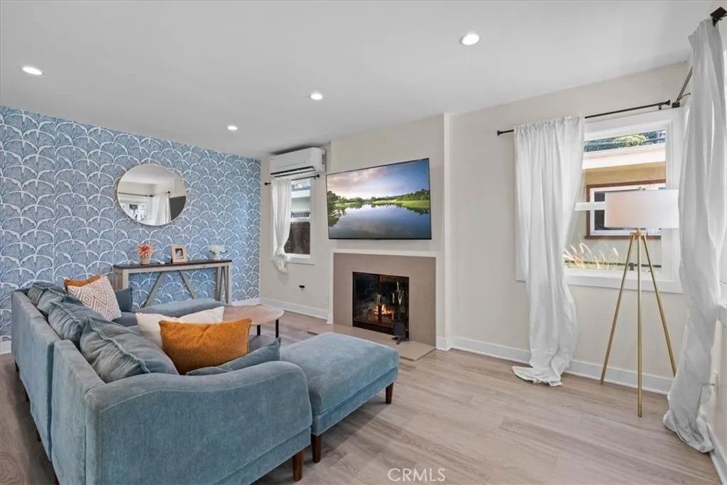 Photo of 5829 E 2nd St, Long Beach, CA 90803 (MLS # WS26050520)