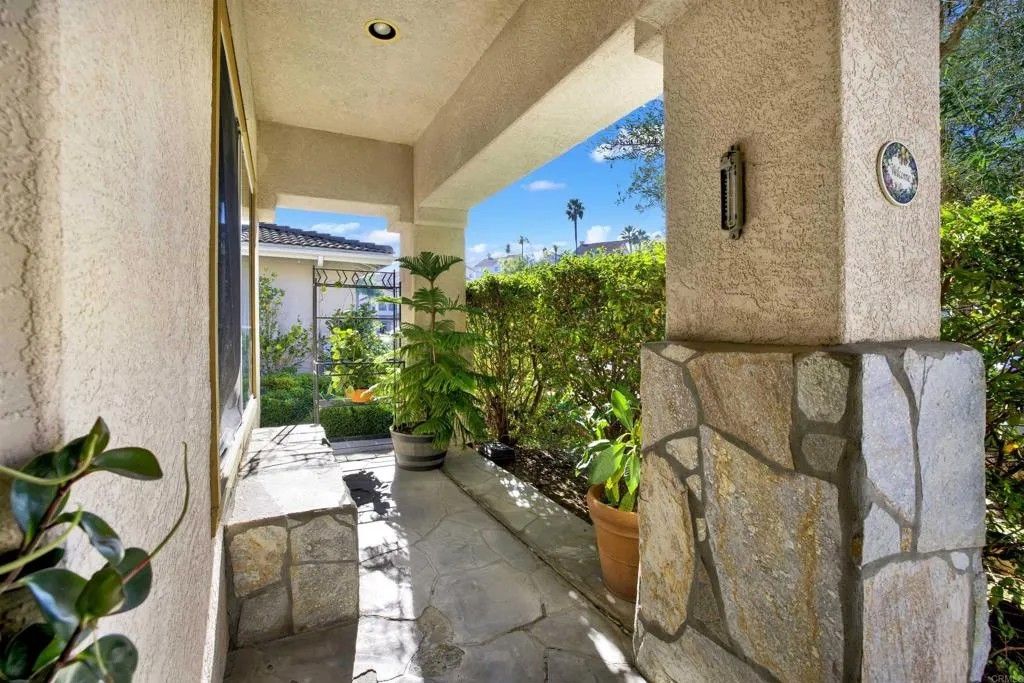 Photo of 2022 Highland View, Escondido, CA 92026 (MLS # NDP2511474)