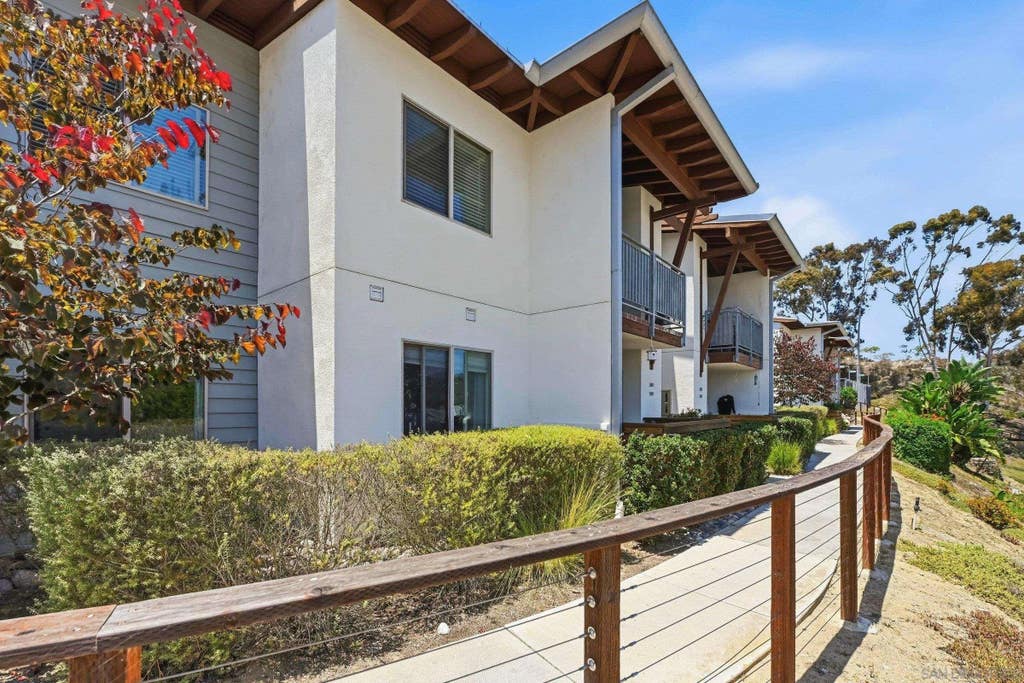 Photo of 1740 El Camino Real #J 201, Encinitas, CA 92024 (MLS # 260017542)