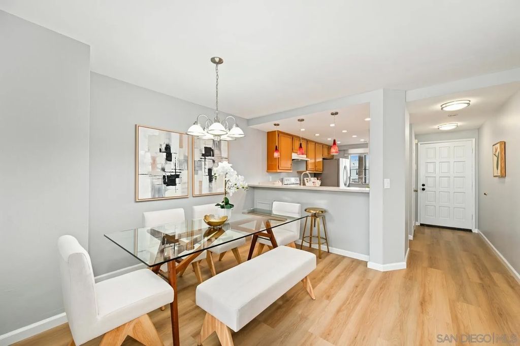 Photo of 3130 Avenida De Portugal #302, San Diego, CA 92106 (MLS # 2600523)