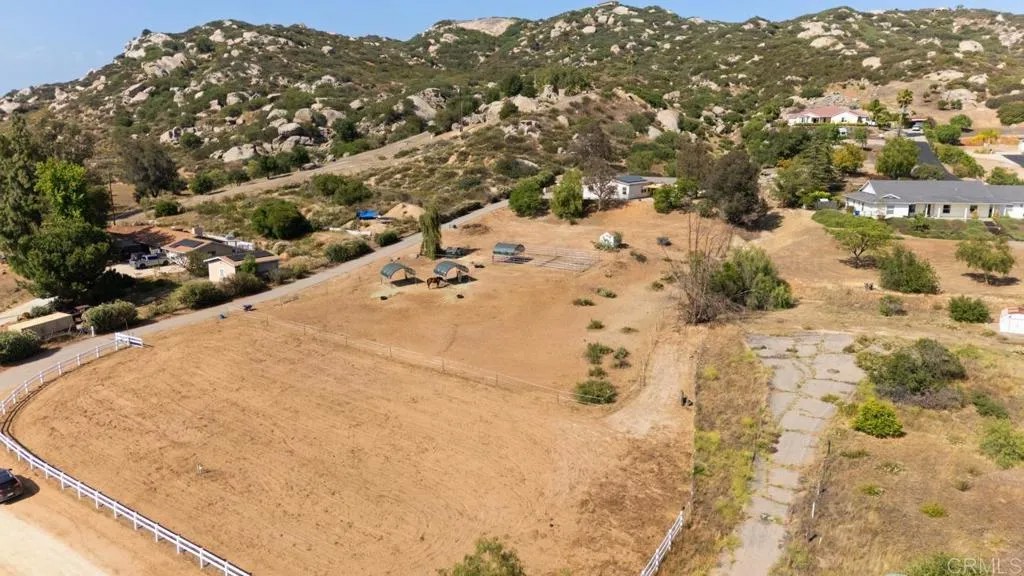 18453 Ramona View Dr