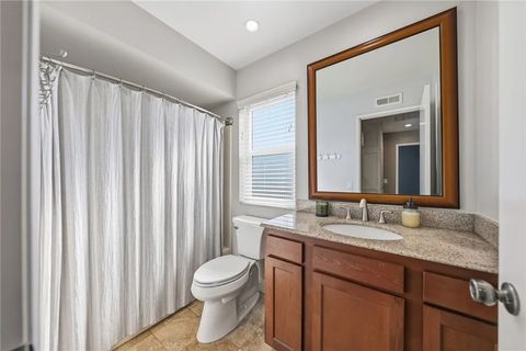 Tiny photo for 5 Robin Hill Ln, Laguna Hills, CA 92653 (MLS # OC26000706)