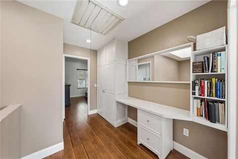 Tiny photo for 5 Robin Hill Ln, Laguna Hills, CA 92653 (MLS # OC26000706)