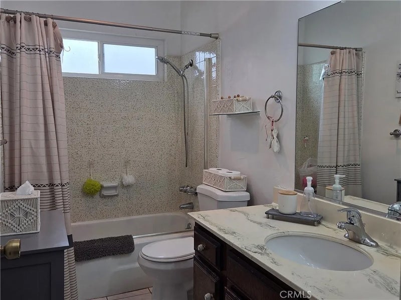 1109 W 24th Street