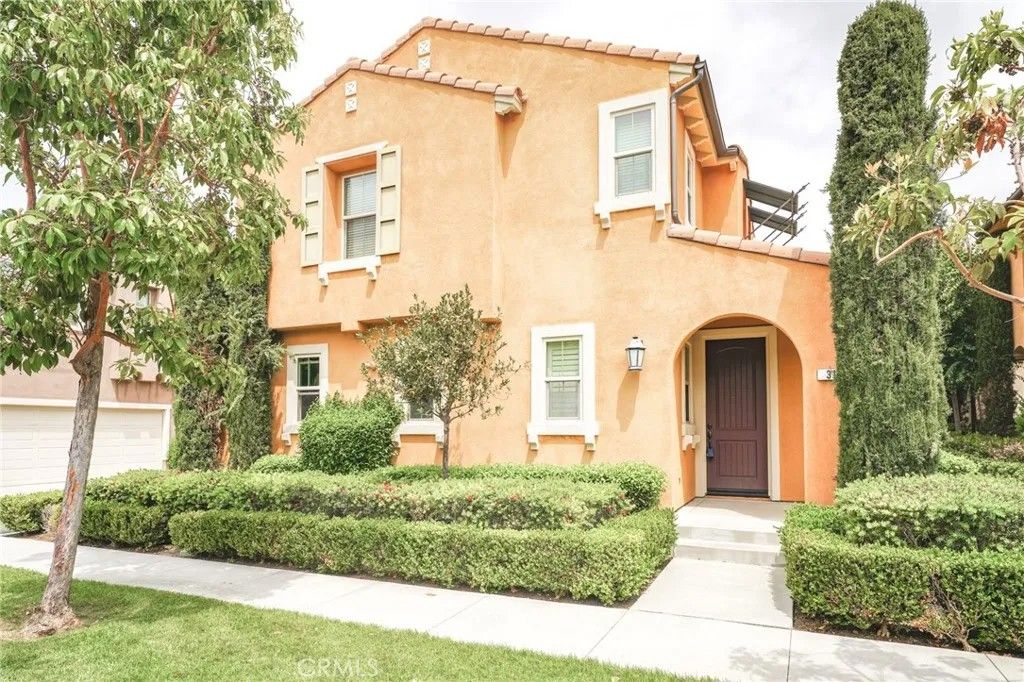 Photo of 31 Bell Chime, Irvine, CA 92618 (MLS # OC25273111)