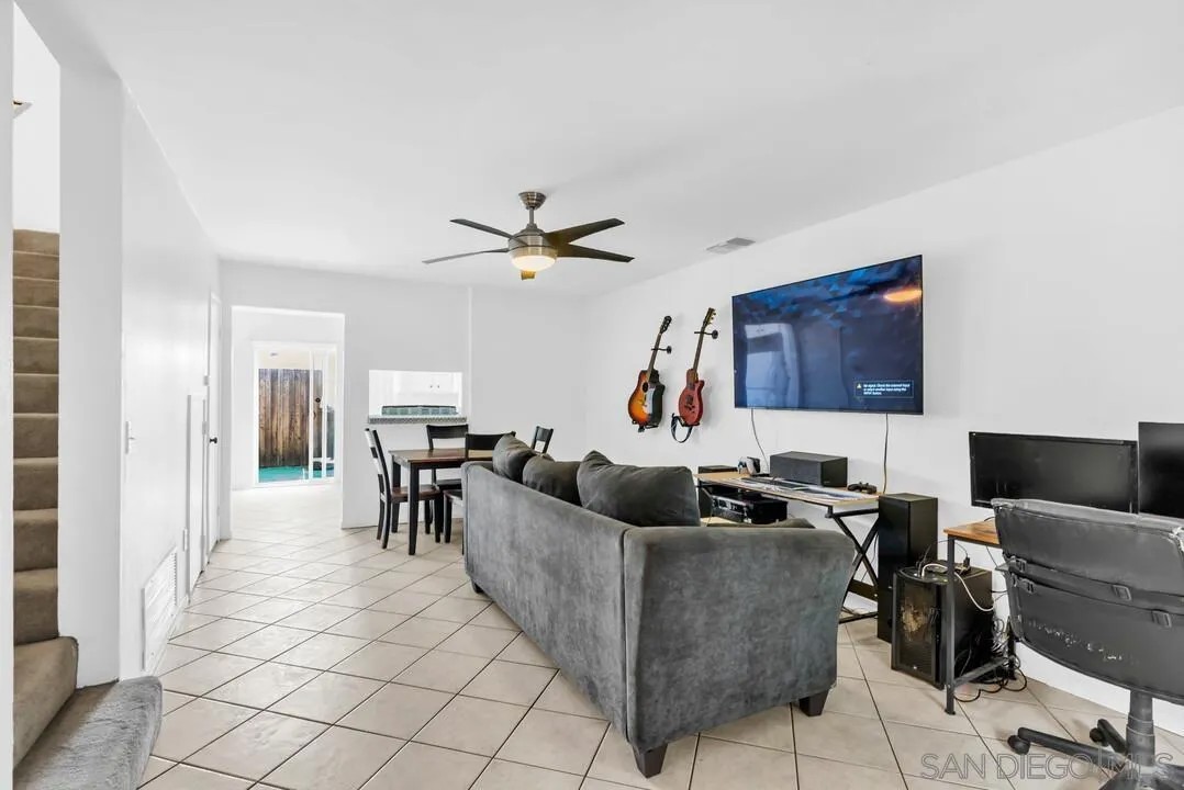 888 Cherrywood Unit 3