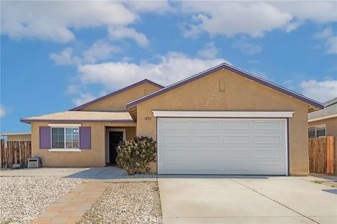 Photo of 13293 Spicewood Court, Victorville, CA 92392 (MLS # CV26050801)