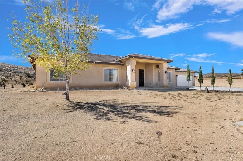 25575 Rancho