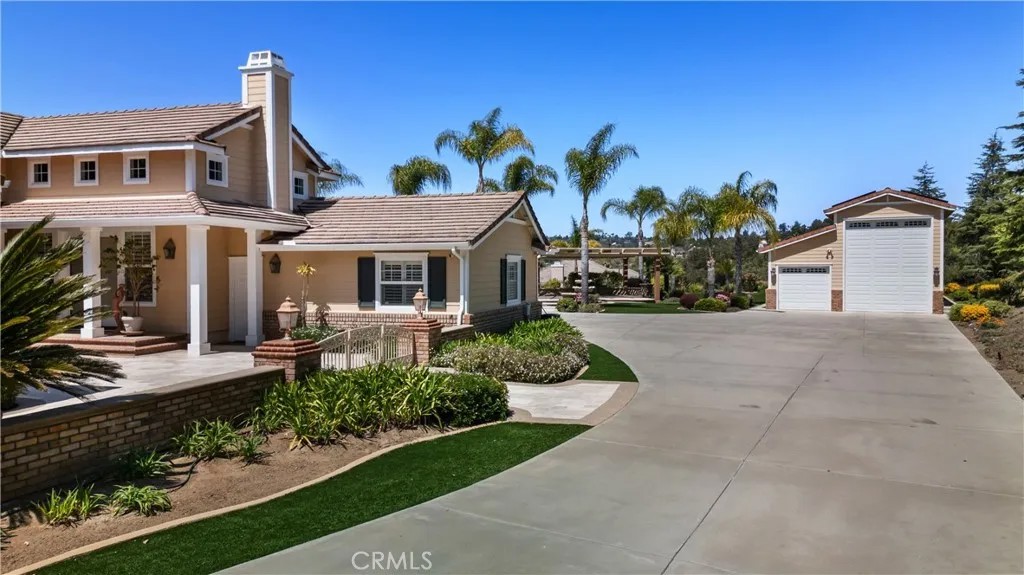 3988 Keri Way