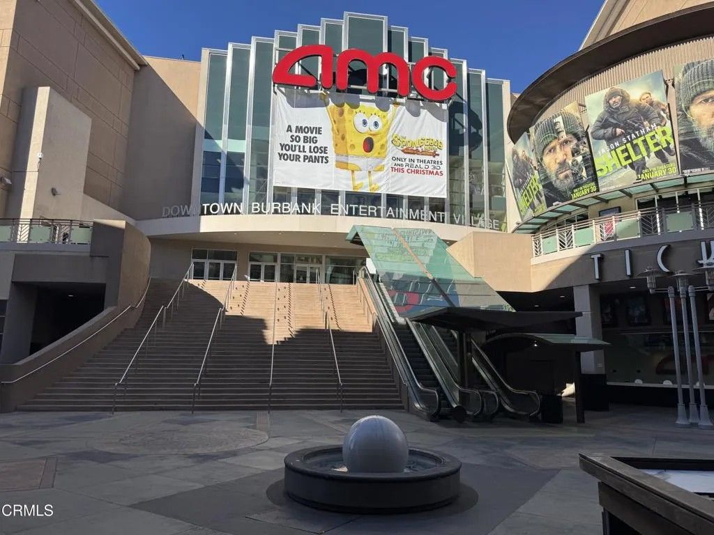 Photo of 250 N 1st Street #510, Burbank, CA 91502 (MLS # P1-25517)