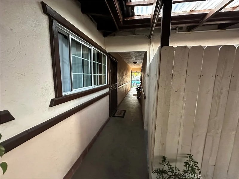 938 S Gilbuck Drive