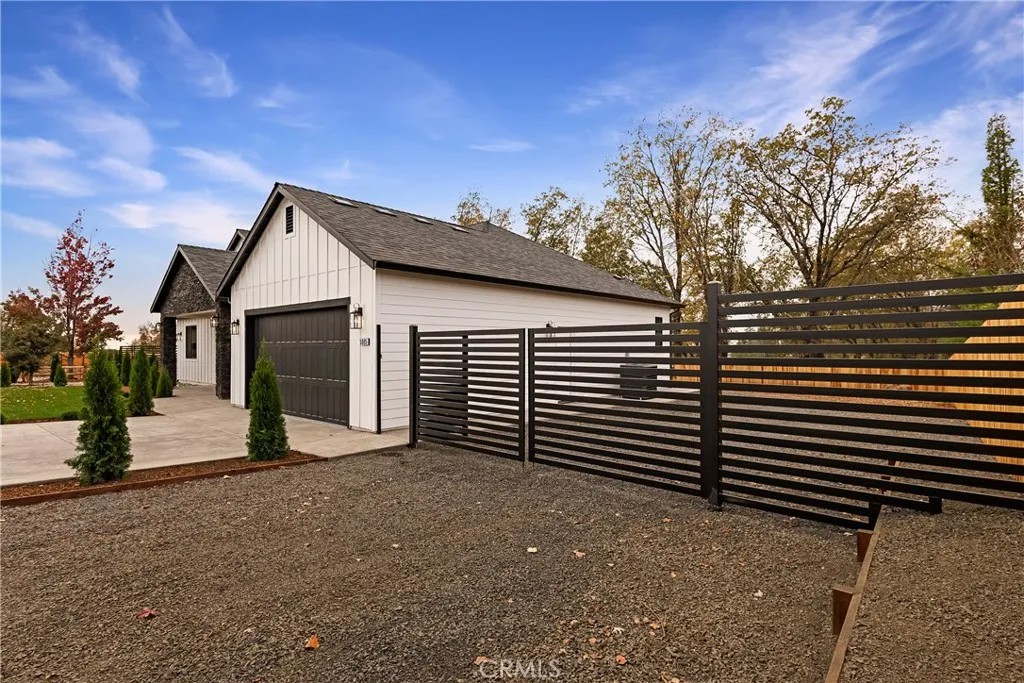 5085 Country Club Drive