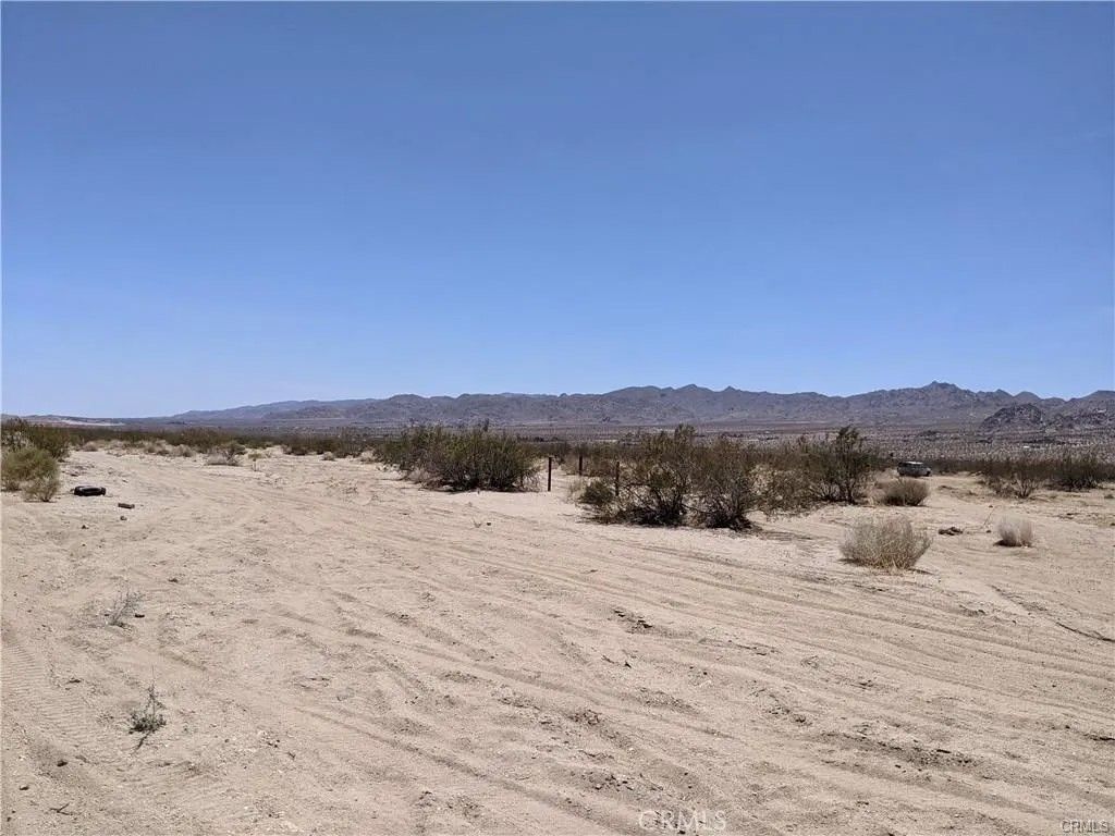 Photo of 0 None, Joshua Tree, CA 92277 (MLS # IV26010671)