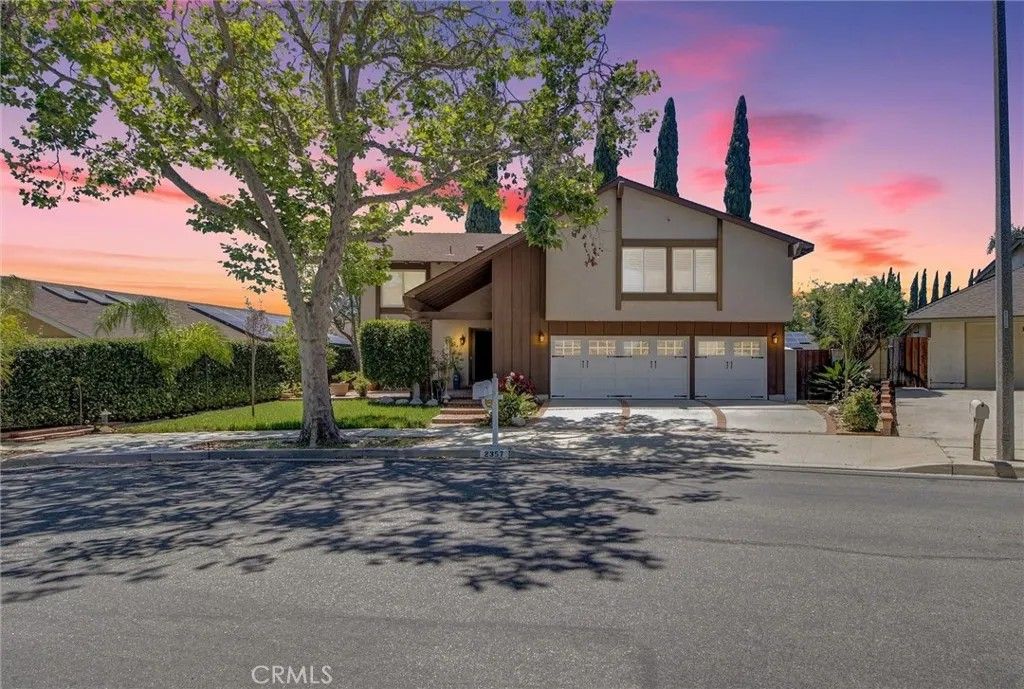 Photo of 2357 Lawnview Court, Simi Valley, CA 93065 (MLS # PW26104938)