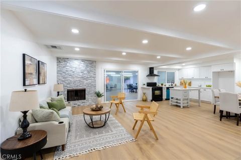 Photo of 5245 N Mountain View, San Bernardino, CA 92407 (MLS # CV26058797)