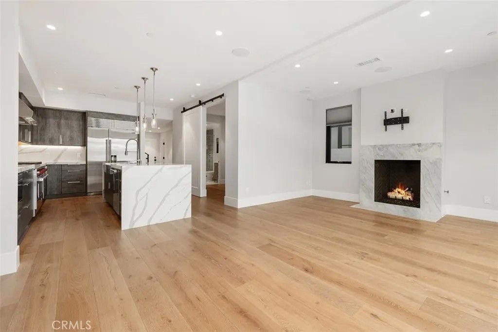 Photo of 508 Marigold Ave, Corona Del Mar, CA 92625 (MLS # OC26007700)