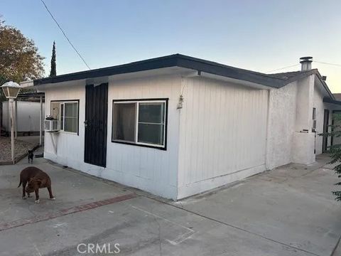 Tiny photo for 38226 Carolside Ave, Palmdale, CA 93550 (MLS # DW25241507)