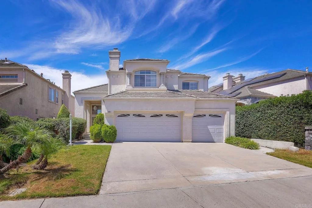 2183 Crest View Glen