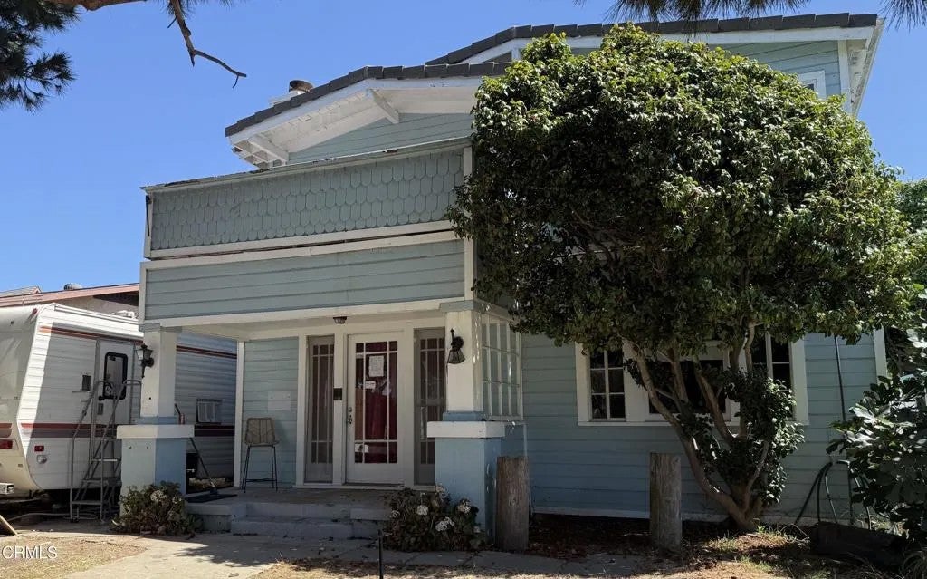 Photo of 228 Avenue C, Redondo Beach, CA 90277 (MLS # P1-28168)