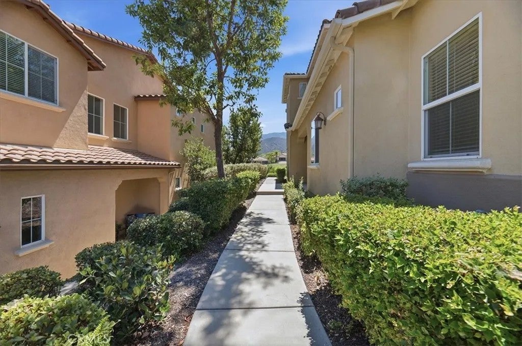 8879 Cuyamaca