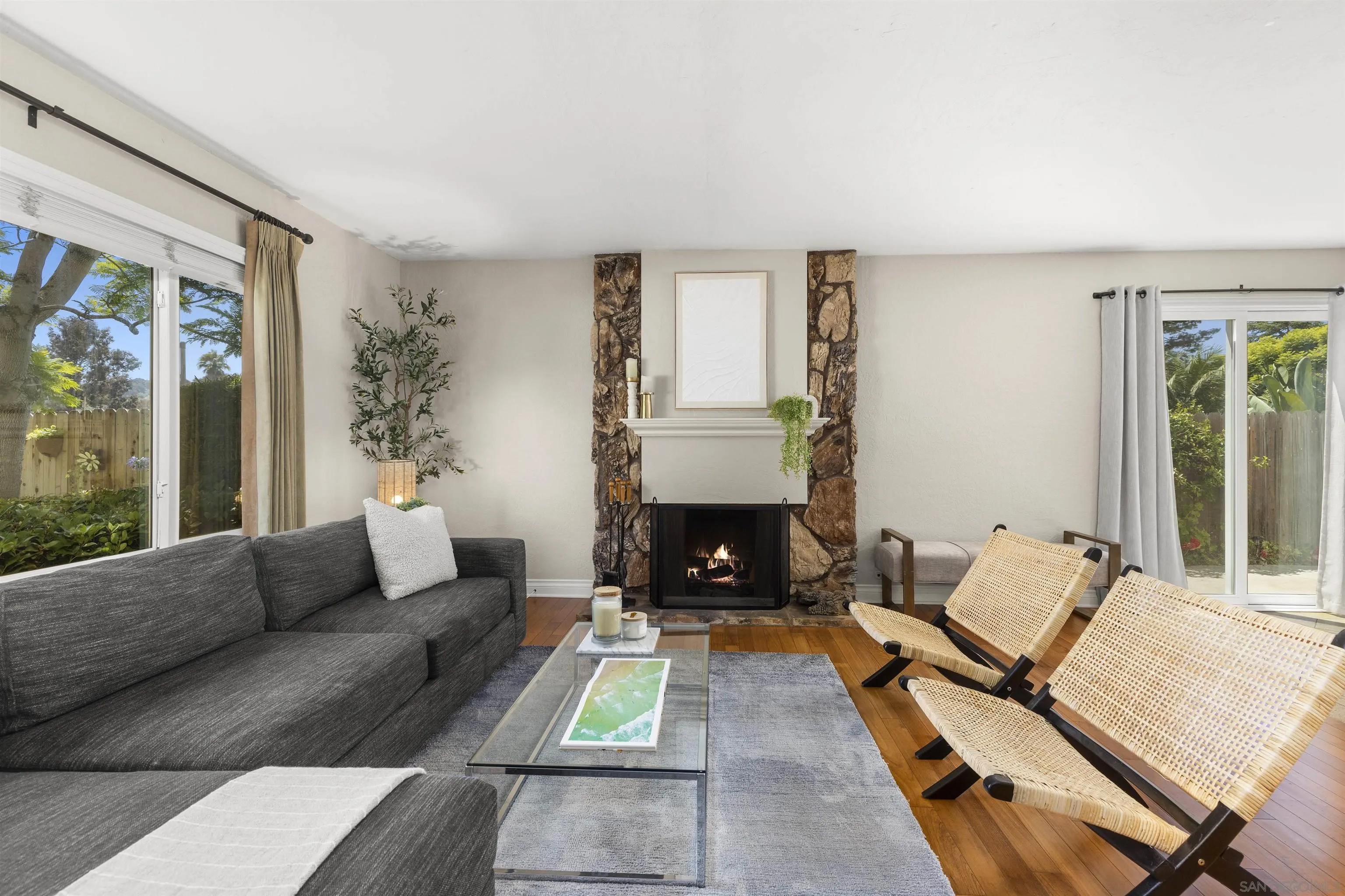 1510 Orangeview Dr 1-2