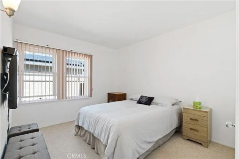 Tiny photo for 4832 Sunfield Avenue, Long Beach, CA 90808 (MLS # CV25239270)