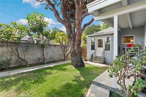Tiny photo for 4832 Sunfield Avenue, Long Beach, CA 90808 (MLS # CV25239270)