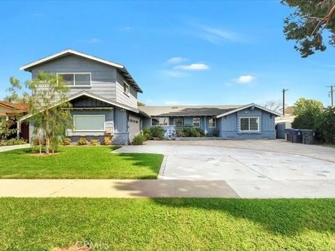 Photo of 2076 S Eileen Dr, Anaheim, CA 92802 (MLS # OC26060780)